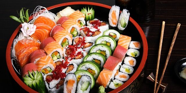 Sushi-feberen breder sig til provinsen: Her er de bedste steder at spise sushi