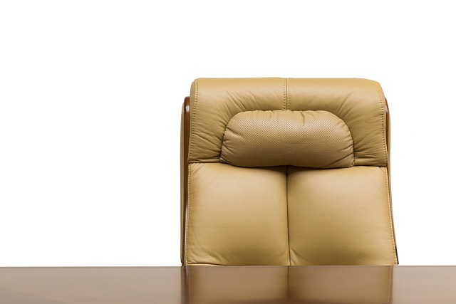 Udforsk de nyeste trends inden for kontorstole med armlæn.