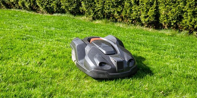 Kan en robotplæneklipper fungere effektivt uden kanttråd? Ekspertens svar